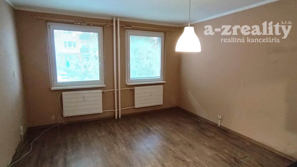 Na predaj veľký 1 izbový byt v Nových Zámkoch