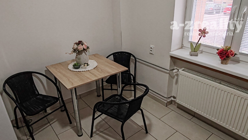 Na prenájom 1 izbový byt v Komárne