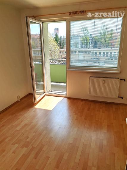 Znížená cena! 3 izbový byt z balkónom na predaj