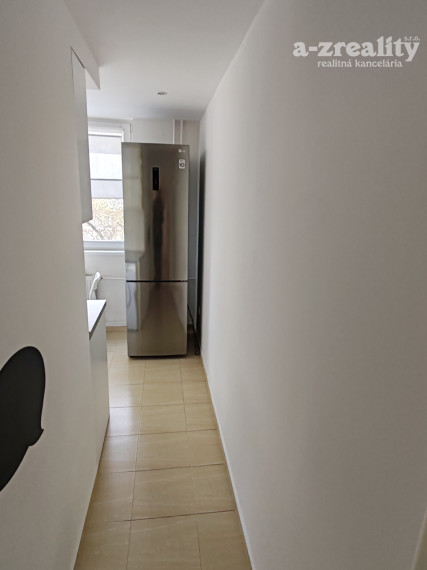 Pekný 2 izbový byt na prenájom v Komárne