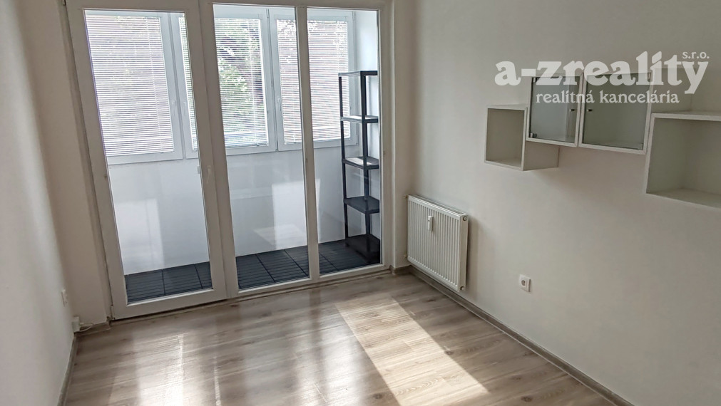 Pekný 2 izbový byt na prenájom v Komárne