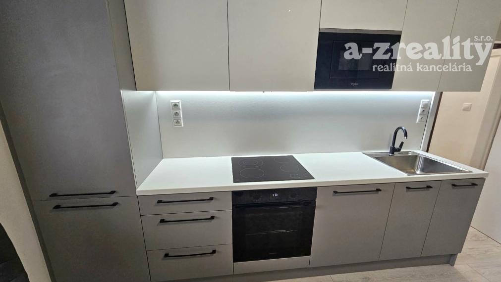 Prerobená garsónka na prenájom v Komárne