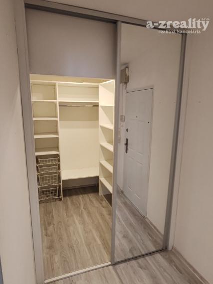 Pekný prerobený byt na predaj v Komárne