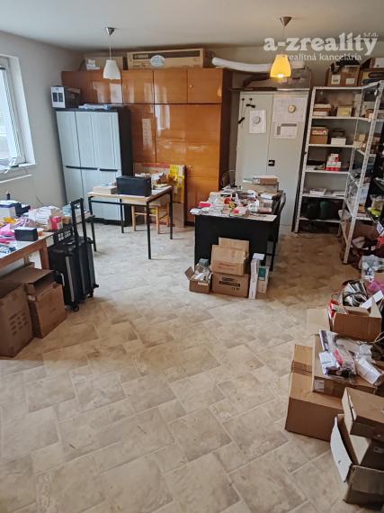 Komerčný objekt na predaj  v Komárne