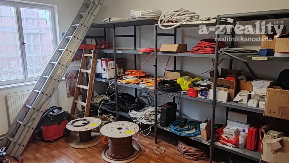 Komerčný objekt na predaj  v Komárne