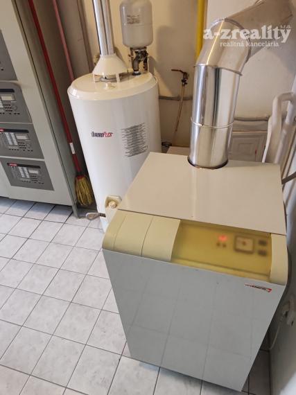 Komerčný objekt na predaj  v Komárne