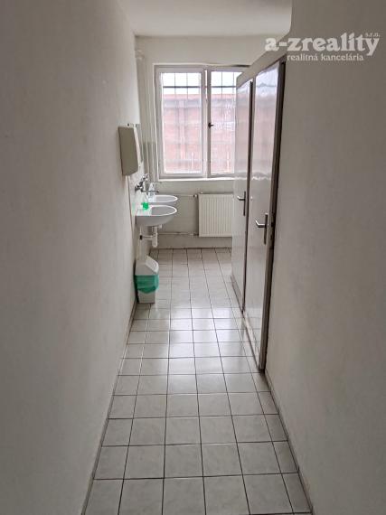 Komerčný objekt na predaj  v Komárne