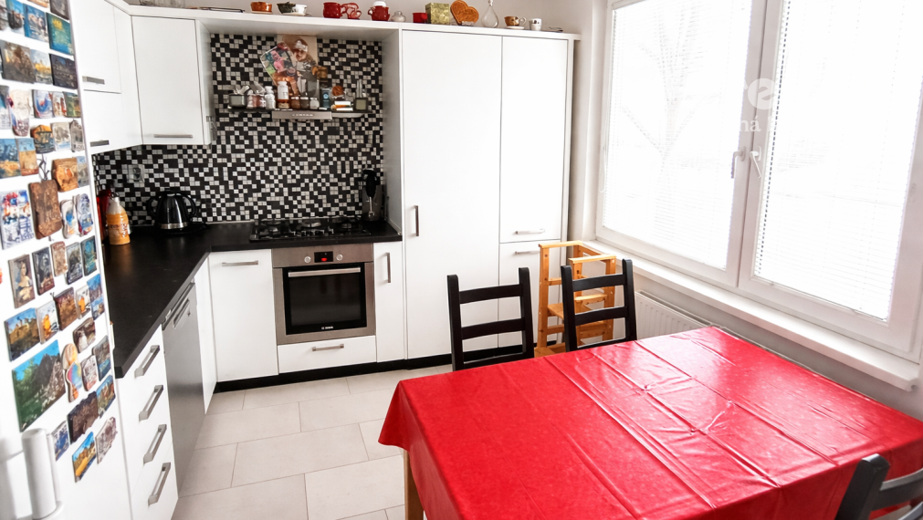 Predaj 3 izb.bytu pre rodinu-Nové Zámky 5 min.od centra