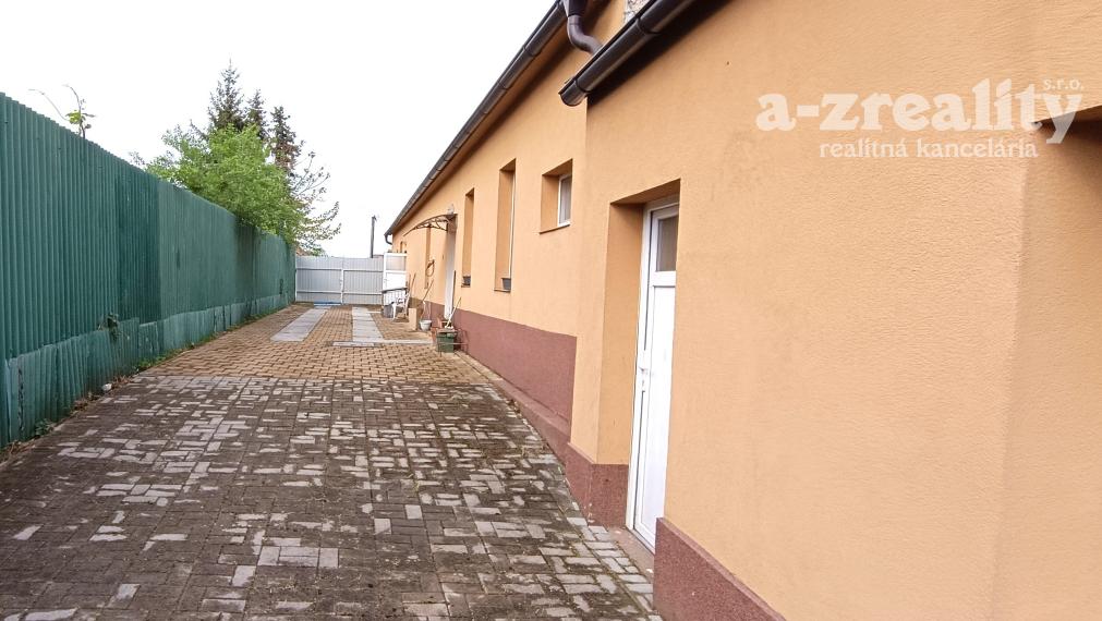 VÝHODNE: bývanie a obchodné priestory pod jednou strechou