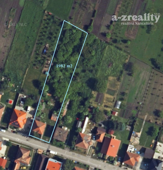 Rodinný dom a veľký pozemok na predaj v Patinciach