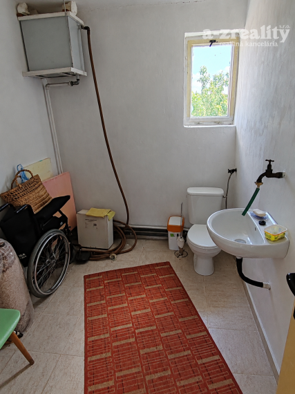 Rodinný dom so záhradou na predaj v Kameničnej