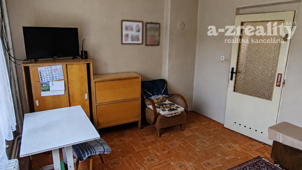 Rodinný dom so záhradou na predaj v Kameničnej