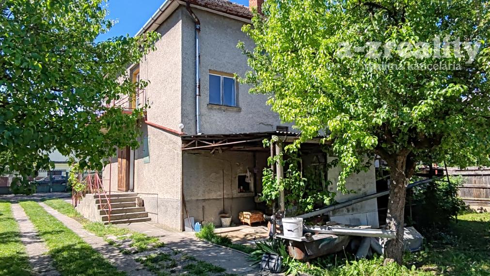 Rodinný dom so záhradou na predaj v Kameničnej