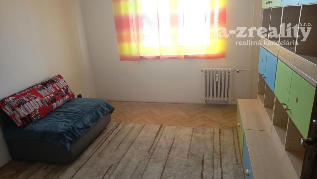 AKTUÁLNE! Prenájom zariadený 3 izbový byt v Nových Zámkoch
