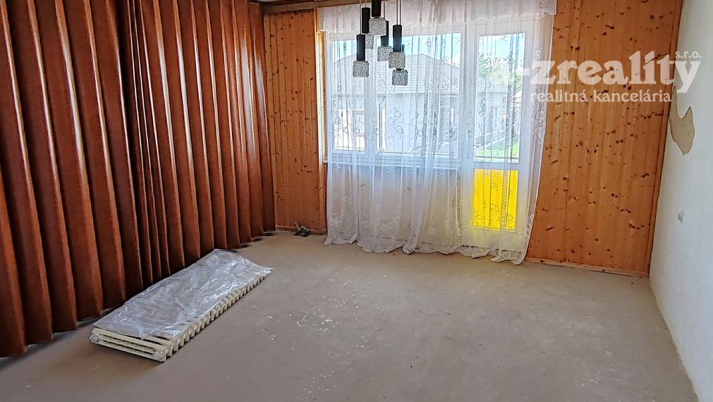 Ponúkame na predaj dom v Marcelovej