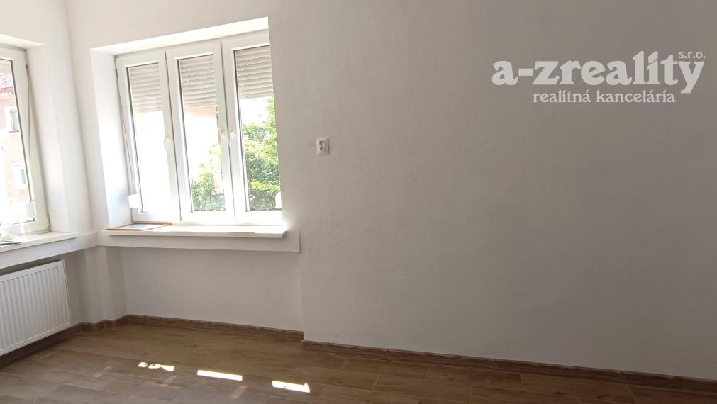NOVINKA: Na predaj 2 izbový byt v centre mesta Nové Zámky