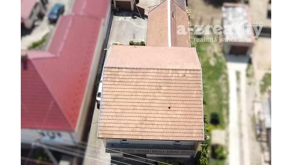 Ponúkame na predaj dom v Marcelovej