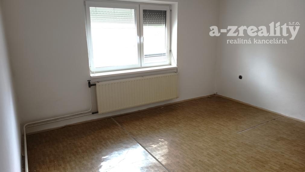 Na predaj rodinný dom v obci Bešeňov