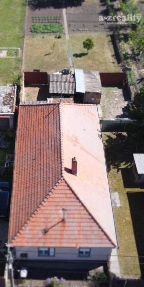 Na predaj starší 4 izbový rodinný dom v obci Tvrdošovce