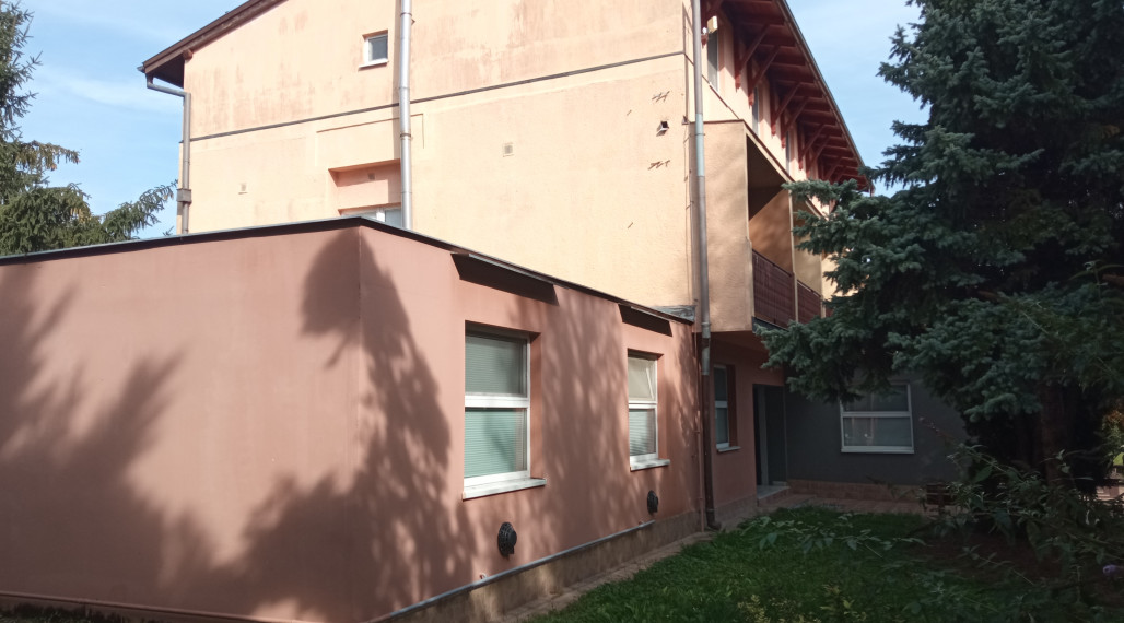 Ponúkame na predaj pekný penzión v Patinciach