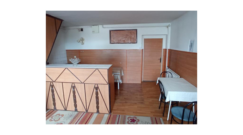 Iba u nás! Komerčný  objekt na prenájom v Komárne