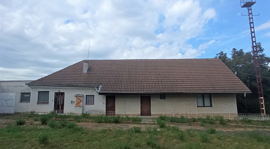 Znížená cena! Komerčný objekt na predaj - Dulovce