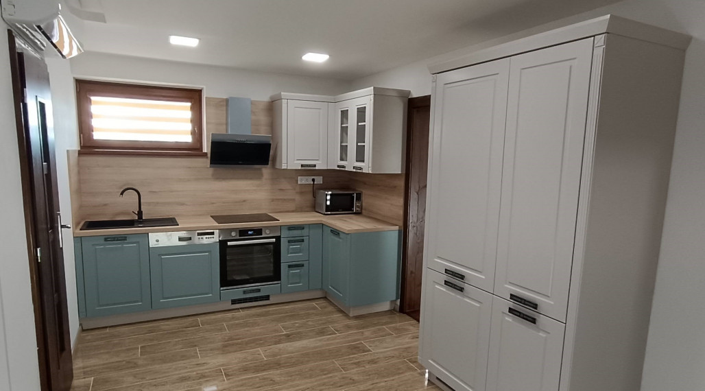 Ponúkame na prenájom zariadený  3 izbový byt v Kolte