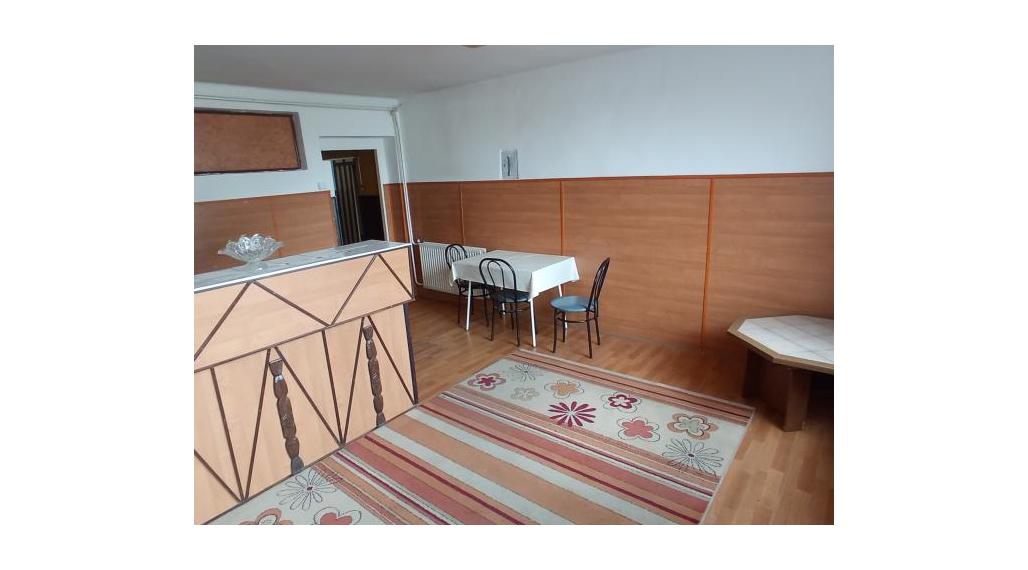 Ponúkame na predaj komerčný objekt v Komárne