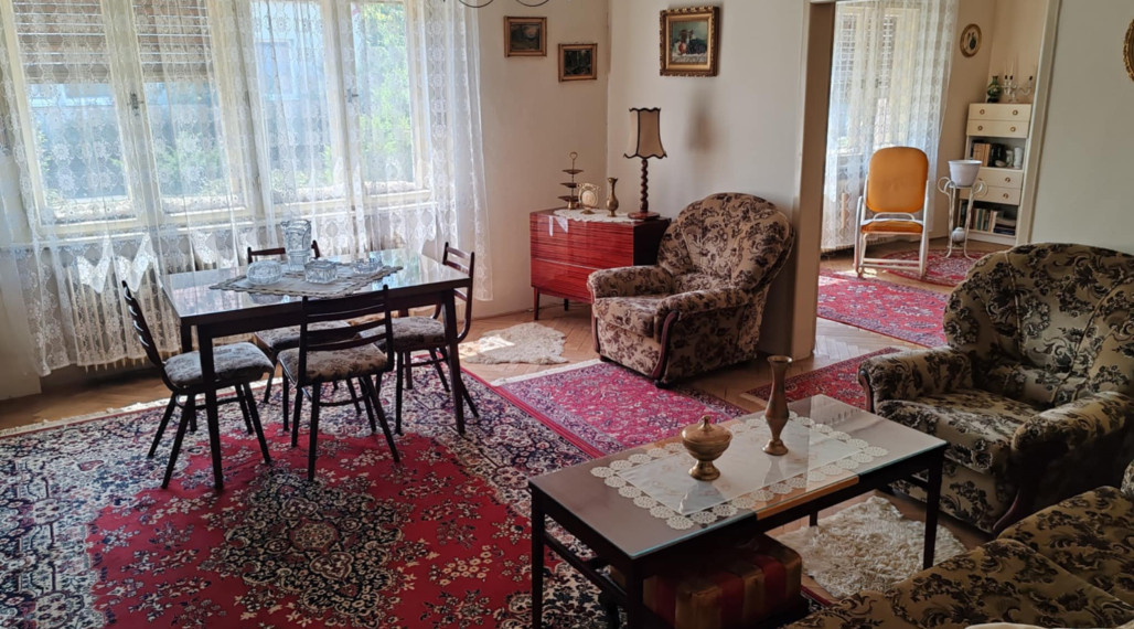 Na predaj rodinný dom s veľkou záhradou v Komárne