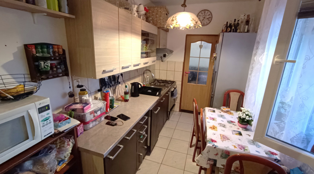 ZNÍŽENÁ CENA!!Na predaj 2 izbový byt v centre mesta Nové Zámky