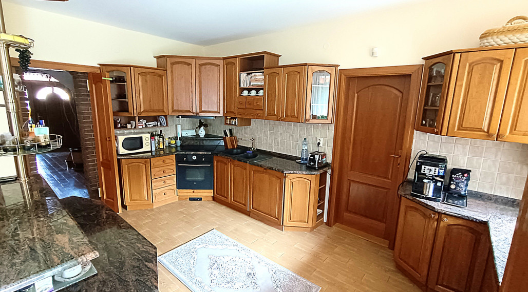 Predaj luxusného rodinného domu v TOP lokalite Nových Zámkov