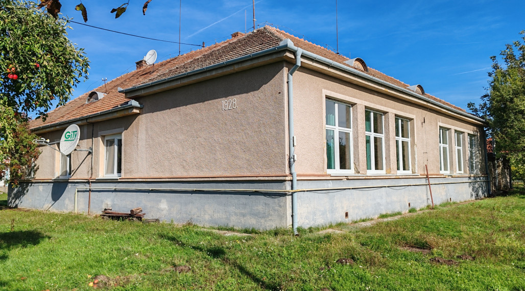 Komerčný objekt na prenájom v obci Šrobárová