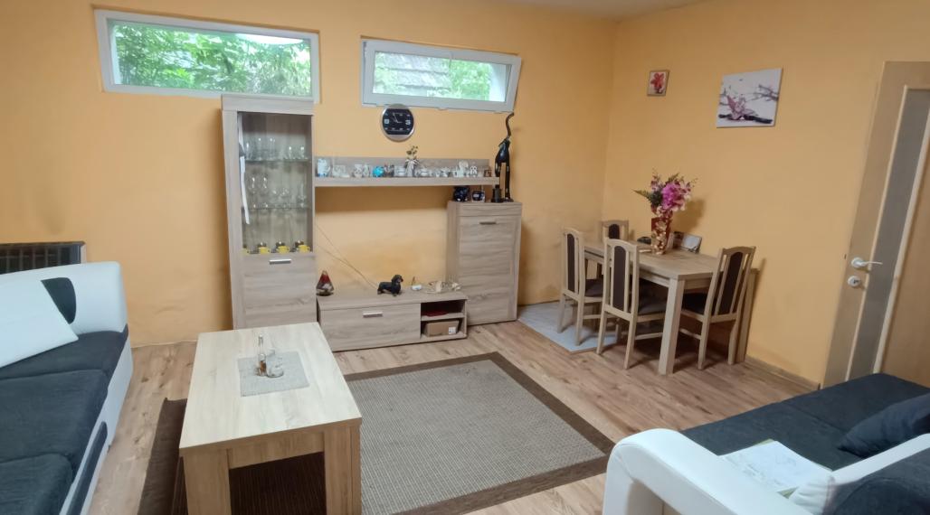 ZNÍŽENÁ CENA! Na predaj podnikateľský objekt s bývaním v Palárikove