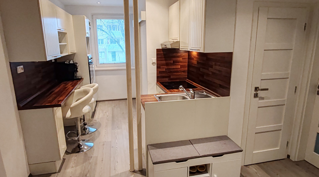 Pekný 2 izbový byt na prenájom neďaleko stanice