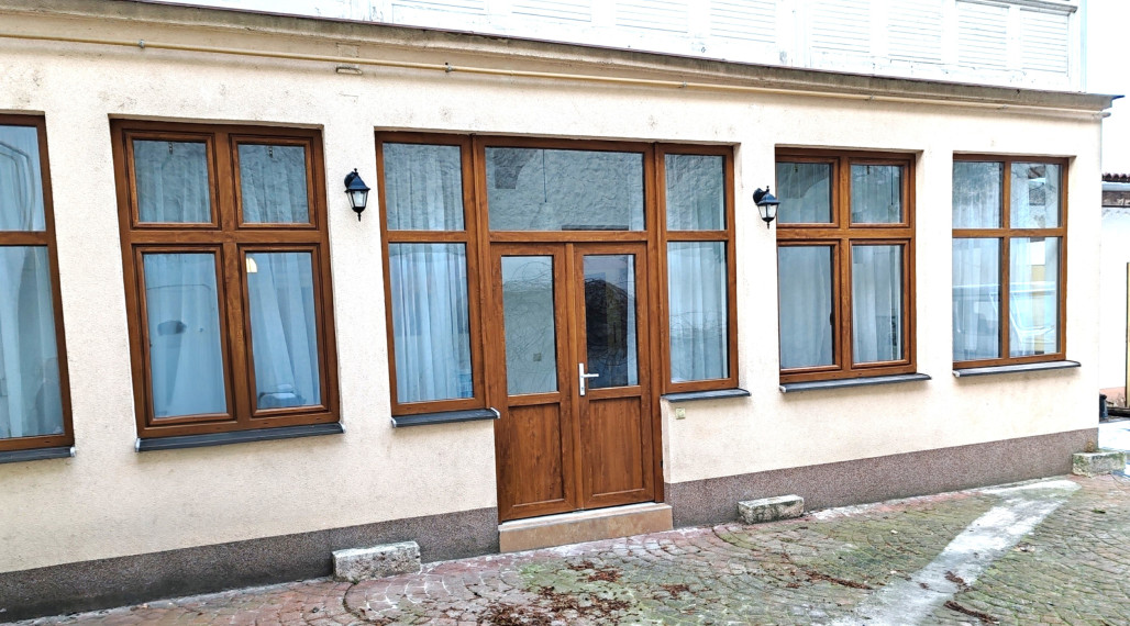 Veľký 1 izbový byt v dome so záhradou na prenájom