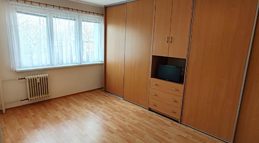 Ponúkame na predaj svetlý 3 izbový byt v Komárne