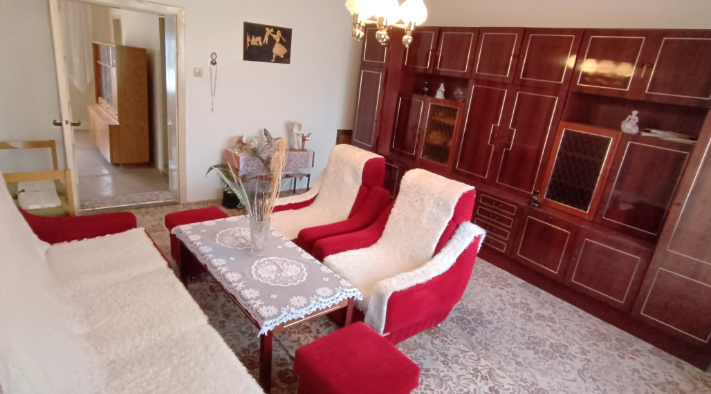 🏡 2-izbový dom v Nesvadoch – prerobte si ho presne podľa seba!