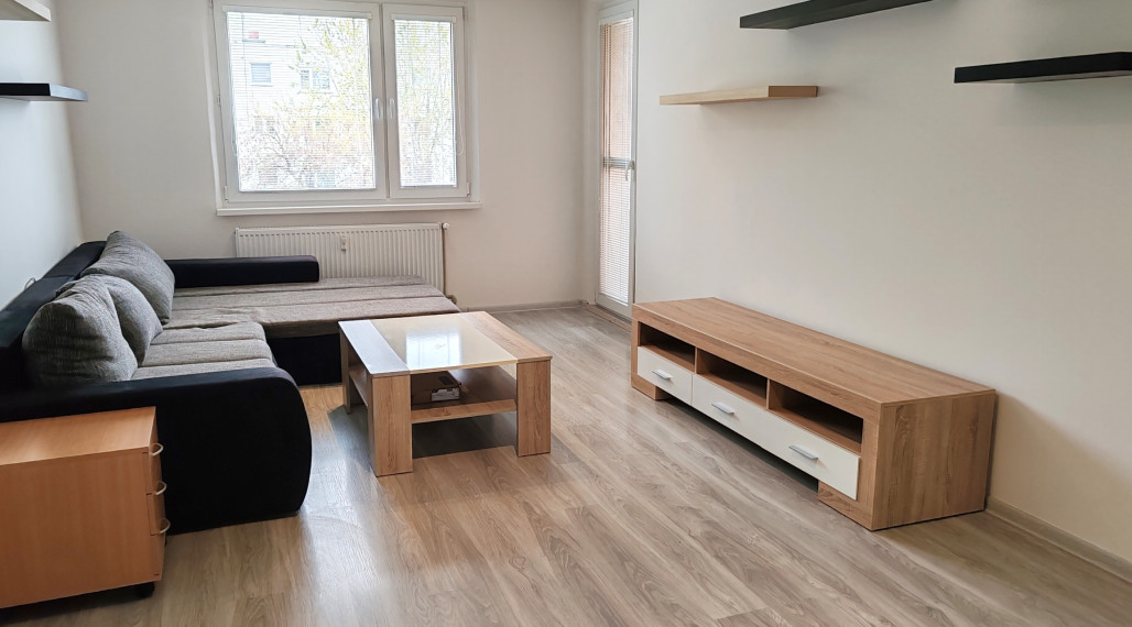 Pekný prerobený byt na predaj v Komárne