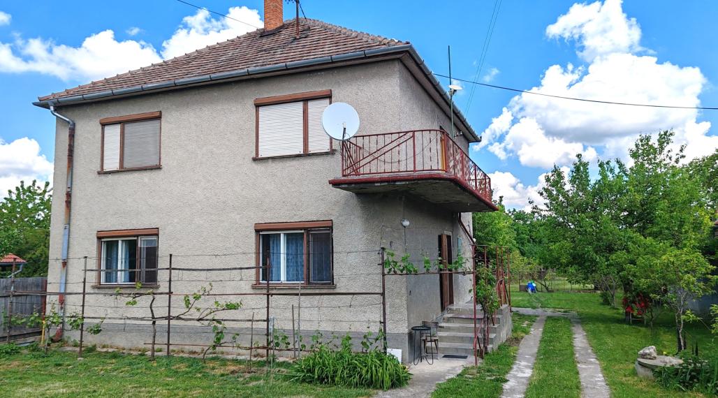 Rodinný dom so záhradou na predaj v Kameničnej