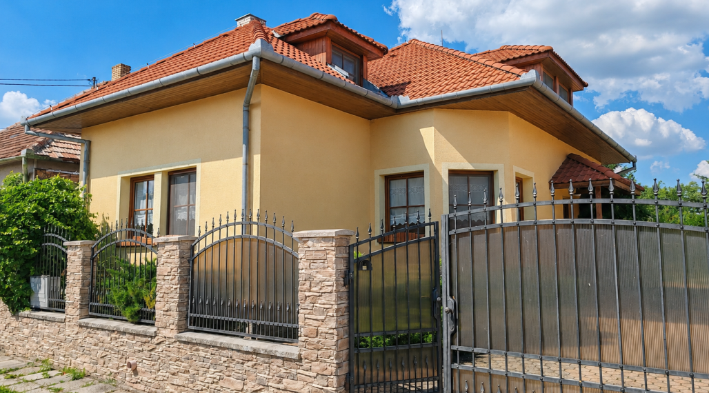 Exkluzívna ponuka! Rodinný dom pri Komárne na predaj