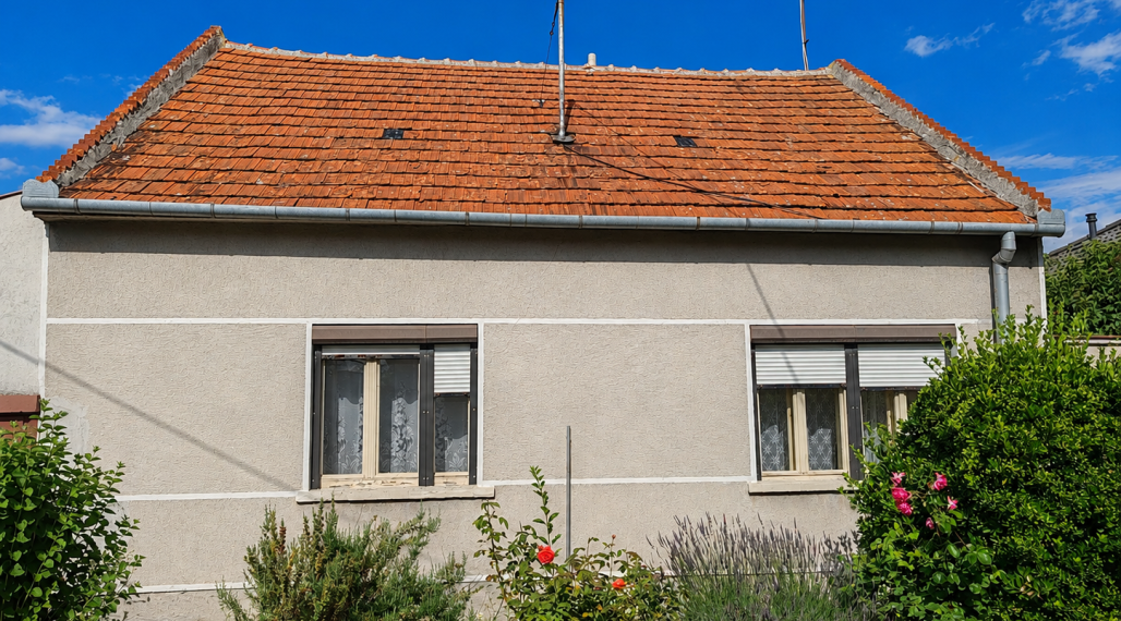 Iba u nás! Rodinný dom s garážou na predaj v Komárne
