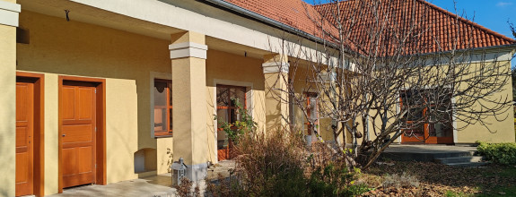 Iba u nás! Pekný  dom na prenájom pri Komárne