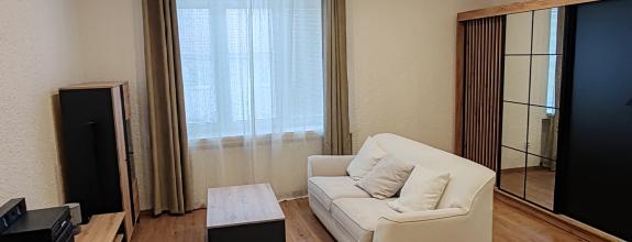 Zariadený veľký  2 izbový byt na prenájom v Komárne