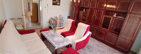 🏡 2-izbový dom v Nesvadoch – prerobte si ho presne podľa seba!