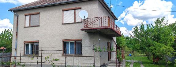 Rodinný dom so záhradou na predaj v Kameničnej