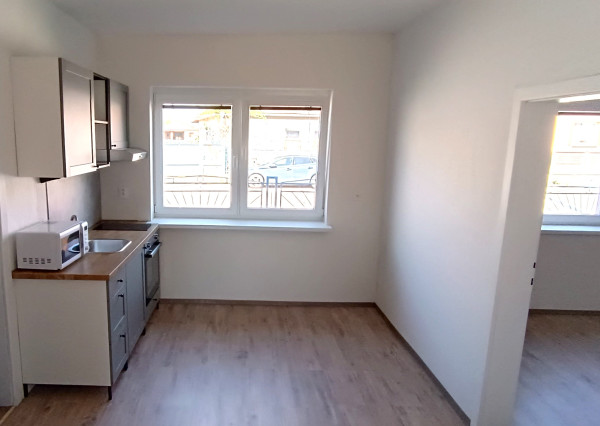 Na prenájom rodinný dom v obci Úľany nad Žitavou