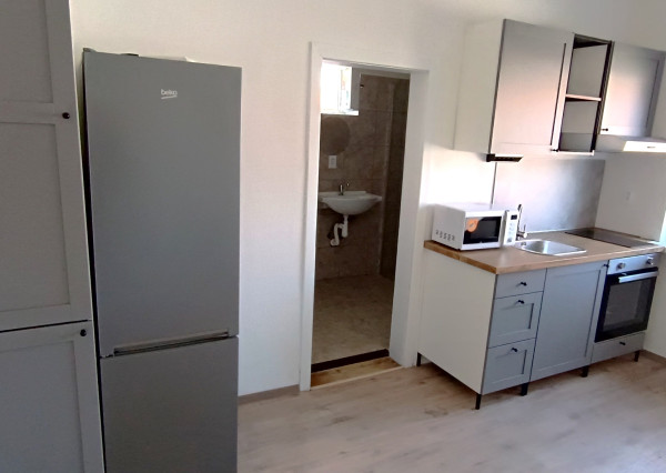 PRE FIRMY: Na prenájom RD ako ubytovanie v Úľany n/Žitavou