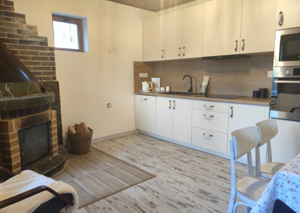 Na predaj chata chat.osade Kvitnúci ostrov pri Nových Zámkoch