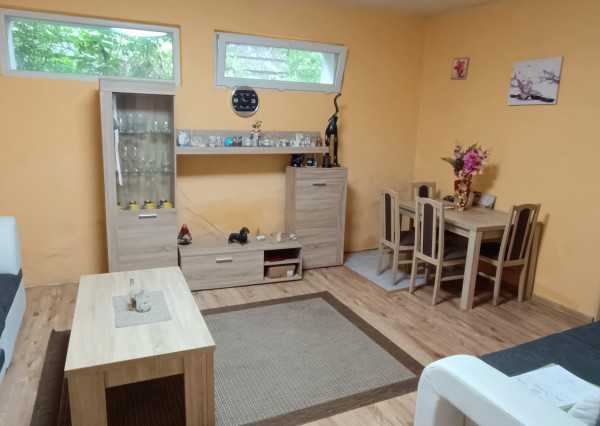 ZNÍŽENÁ CENA! Na predaj podnikateľský objekt s bývaním v Palárikove