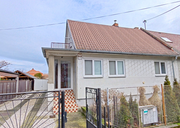 Rodinný dom na predaj v Komárne